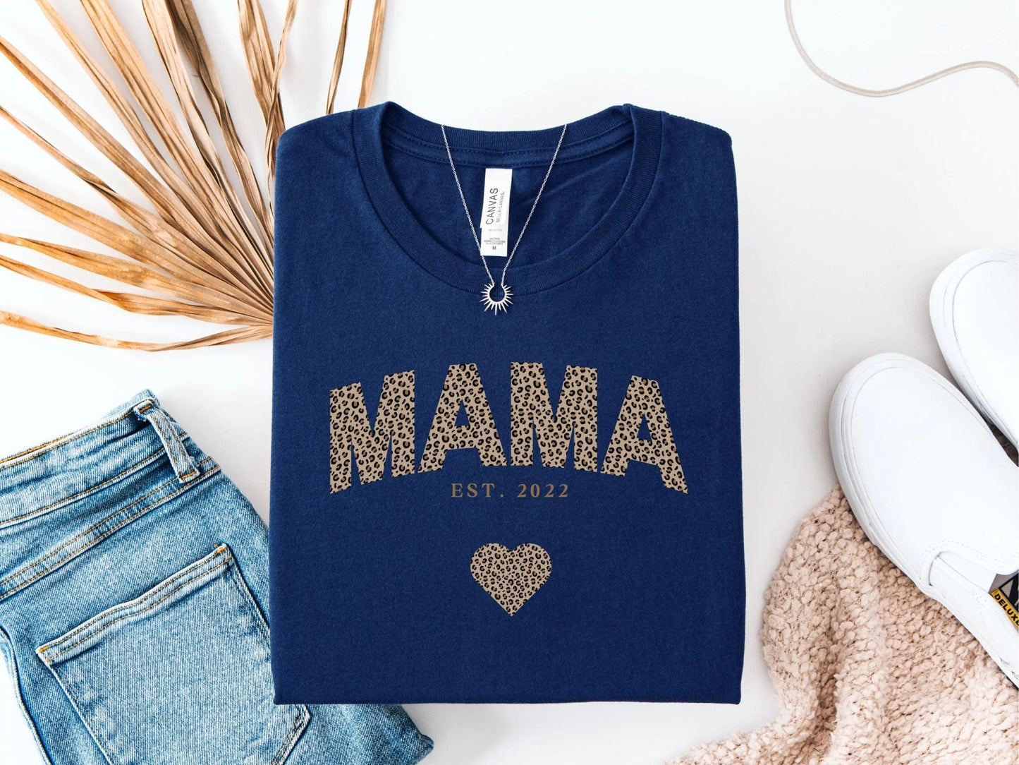 Mama T-Shirt personalisiert Muttertagsgeschenk personalisierte Geschenke für Mütter Muttertag Geschenkidee personalisiertes - Shirt für sie - Mamas & Minis