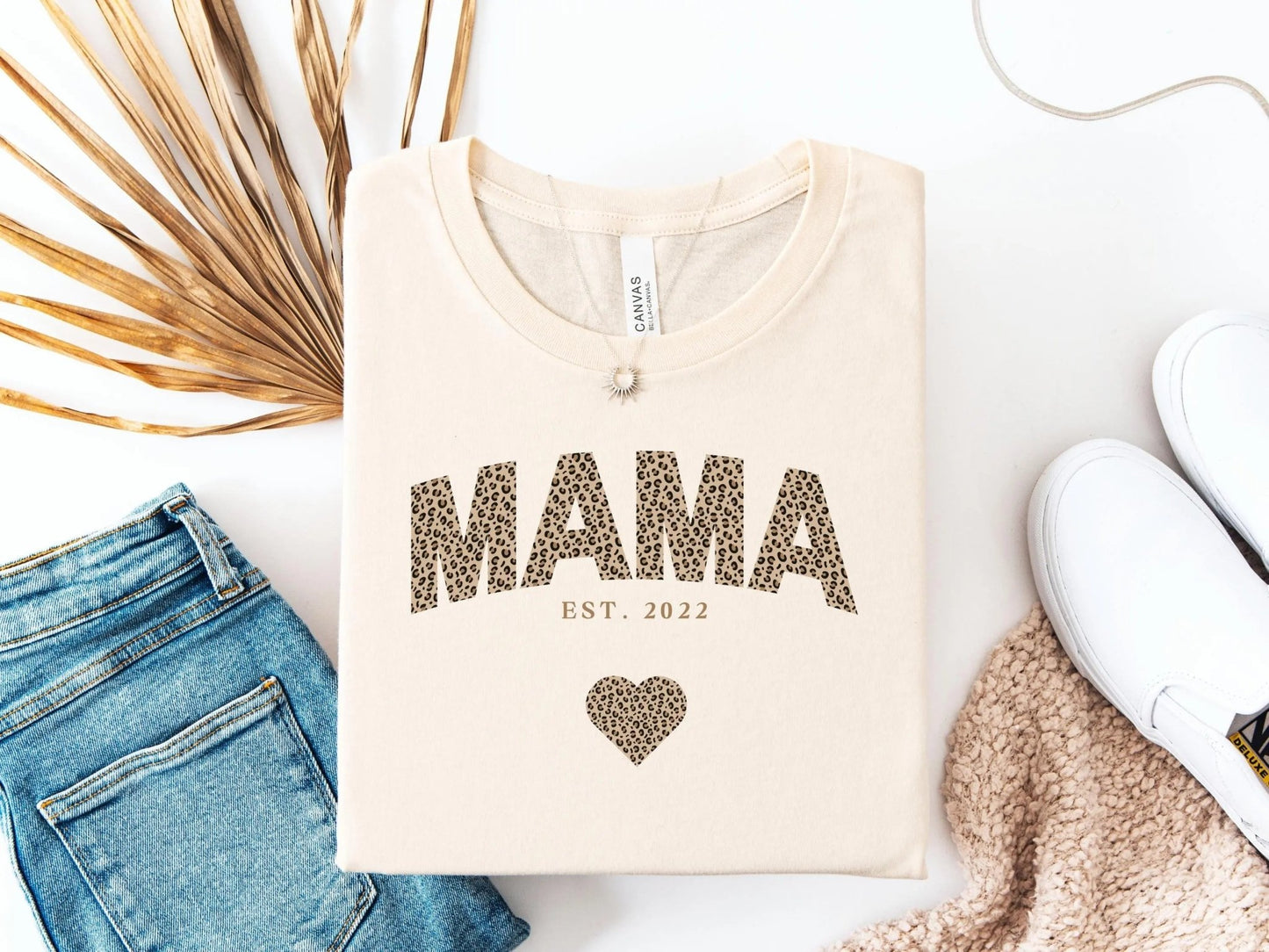 Mama T-Shirt personalisiert Muttertagsgeschenk personalisierte Geschenke für Mütter Muttertag Geschenkidee personalisiertes - Shirt für sie - Mamas & Minis