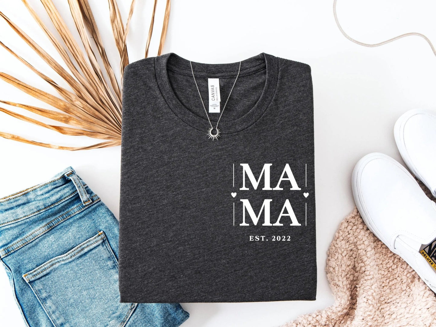 Mama T-Shirt personalisiert Muttertagsgeschenk personalisierte Geschenke für Mütter Muttertag Geschenkidee personalisiertes - Shirt für sie - Mamas & Minis