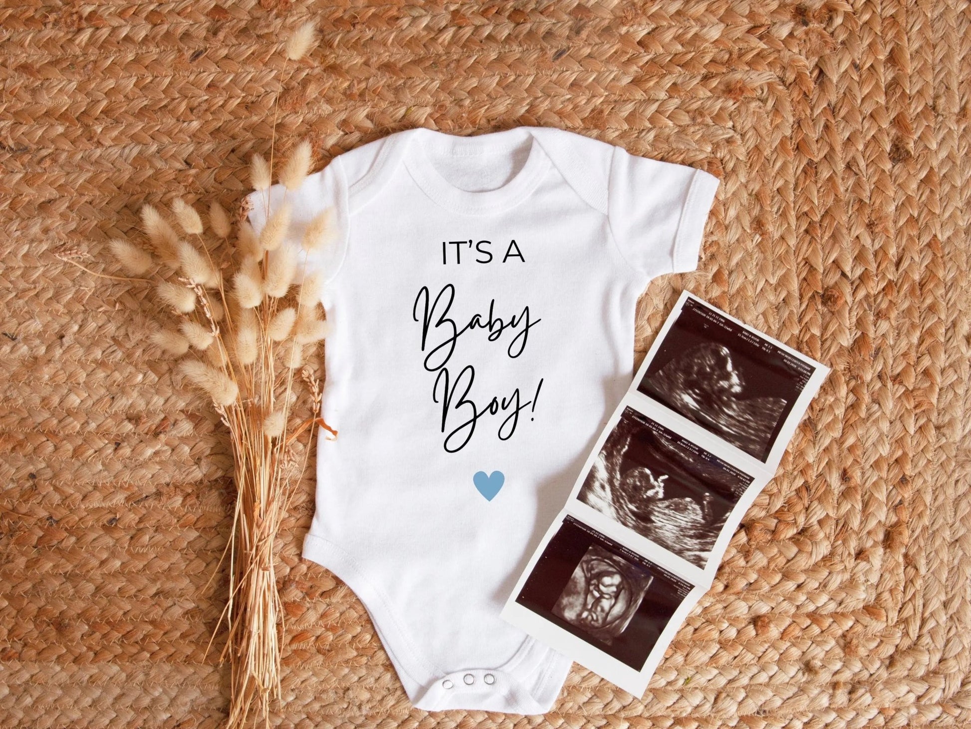 Babybody, Babygeschenk, kurzarm - Body It's a Baby Girl, Baby verkünden, Baby verkünden, Gender Reveal, Umstandsverkündung - Mamas & Minis