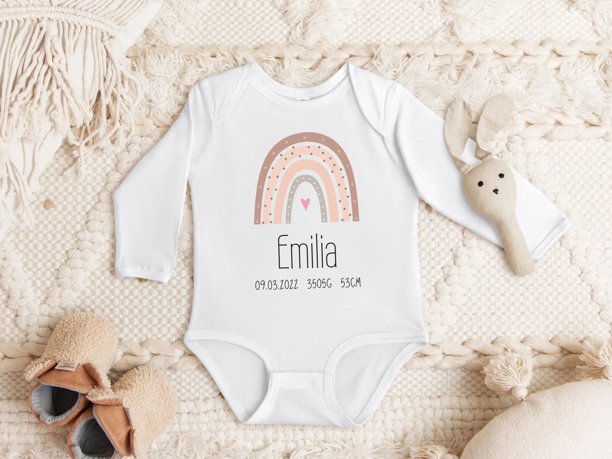 Babybody, Babygeschenk, langarm - Body mit Name personalisiert, Baby verkünden, Baby, Geburt, Geburtsgeschenk, Bio Baumwolle - Mamas & Minis