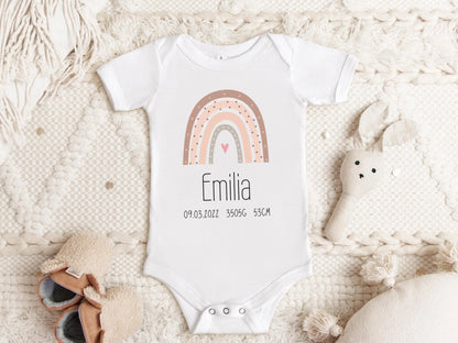 Babygeschenk, Babybody, kurzarm - Body mit Name personalisiert, Baby verkünden, Baby, Geburt, Geburtsgeschenk - Mamas & Minis