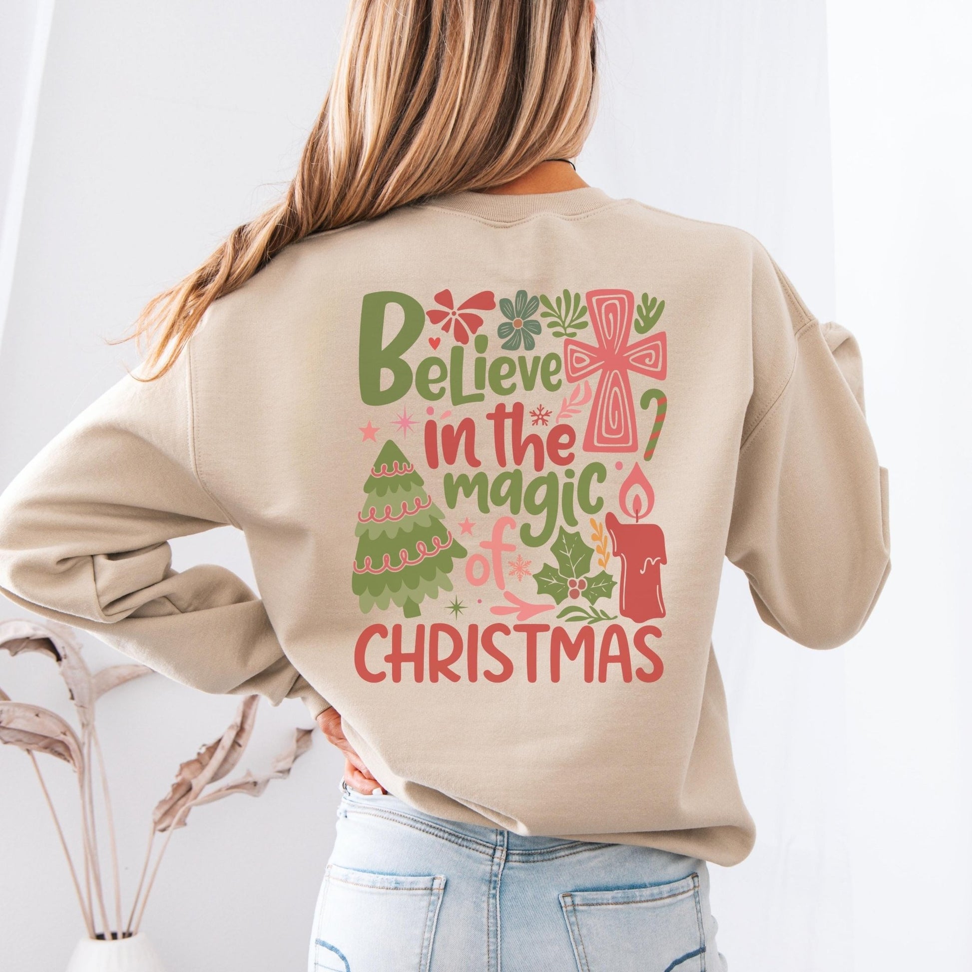 Bunter Weihnachtspulli – Stylische Kleidung zu Weihnachten