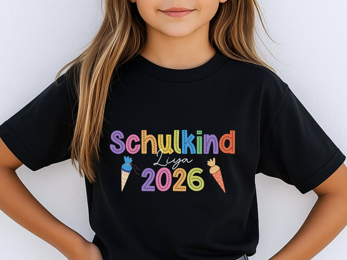 Einschulung Geschenk - Schulkind 2026 T-Shirt mit Namen - Mamas & Minis