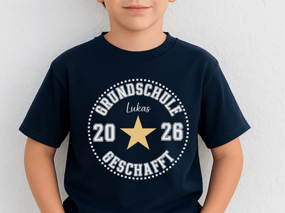Personalisiertes Grundschulabschluss T-Shirt mit Name & Jahr - Perfektes Abschiedsgeschenk für Kinder