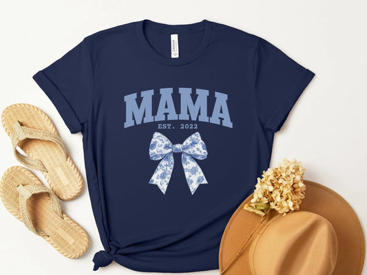 Mama T-Shirt personalisiert Muttertagsgeschenk Geschenke für Mütter - Mamas & Minis