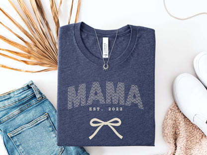Mama T-Shirt personalisiert Muttertagsgeschenk personalisierte Geschenke für Mütter Muttertag Geschenkidee personalisiertes - Shirt für sie - Mamas & Minis