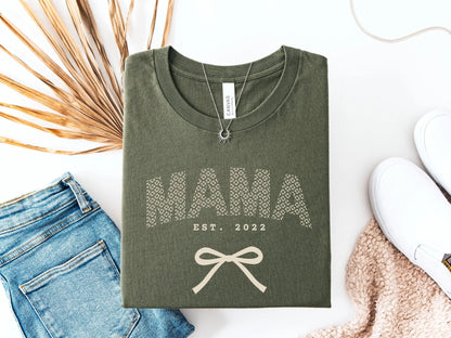 Mama T-Shirt personalisiert Muttertagsgeschenk personalisierte Geschenke für Mütter Muttertag Geschenkidee personalisiertes - Shirt für sie - Mamas & Minis