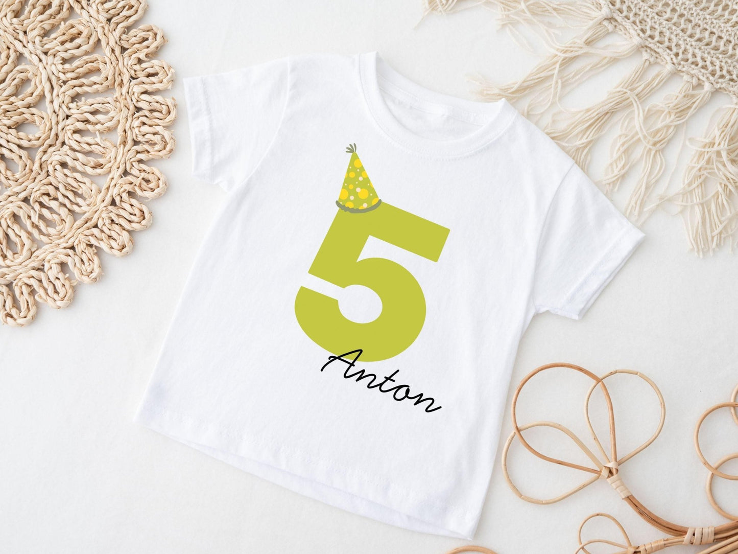 Personalisiertes Geburtstagskind Shirt Kinder Geburtstagsshirt Geschenkidee zum Kindergeburtstag Individuelles T Shirt für Kinder Geschenke