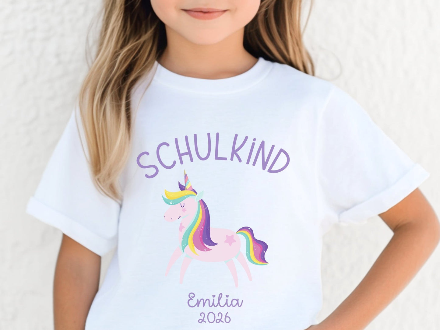 Schulkind T-Shirt Einhorn: Personalisiertes T-Shirt für dein Schulkind mit tollen Motiven