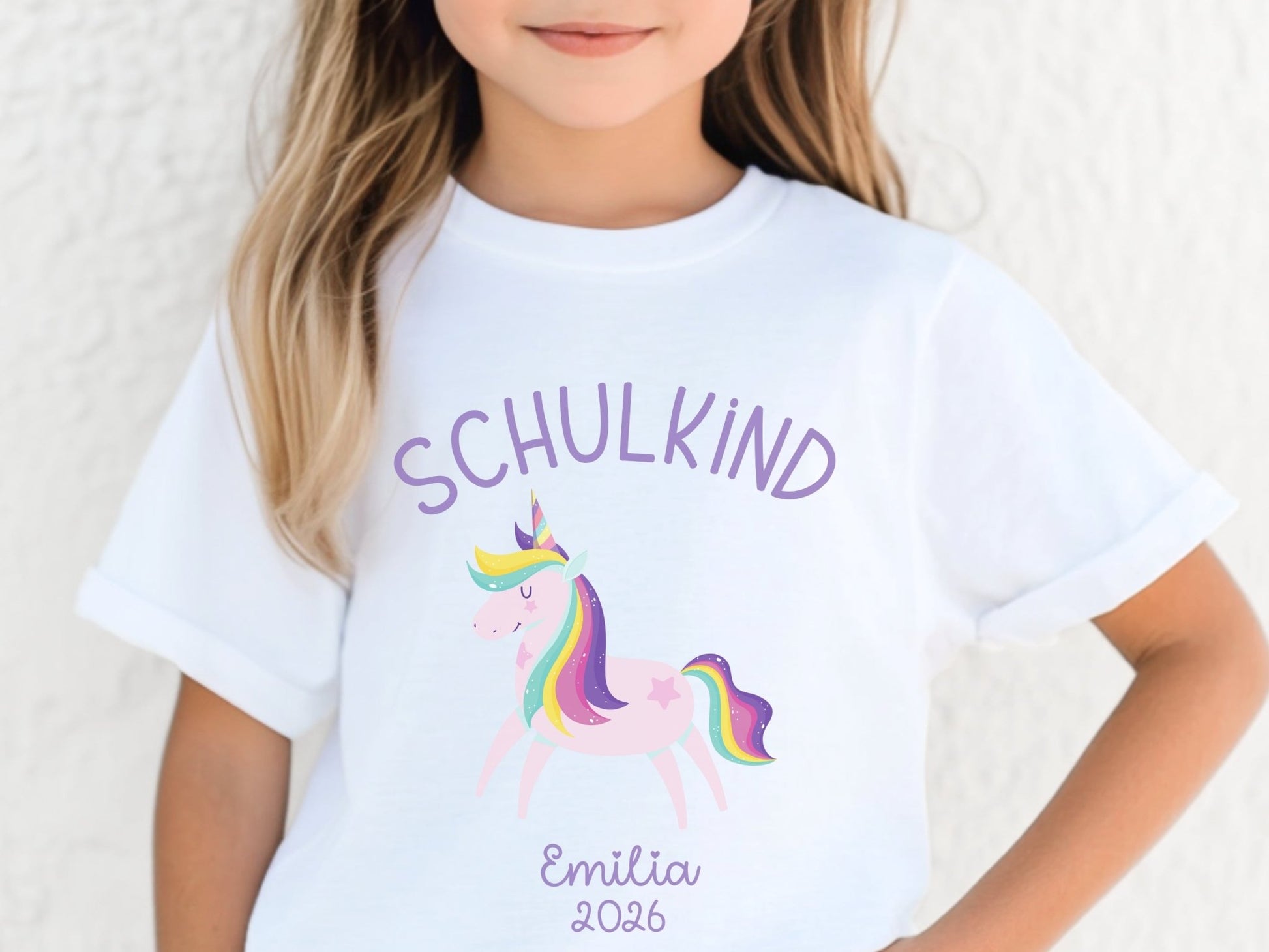 Schulkind T-Shirt Einhorn: Personalisiertes T-Shirt für dein Schulkind mit tollen Motiven