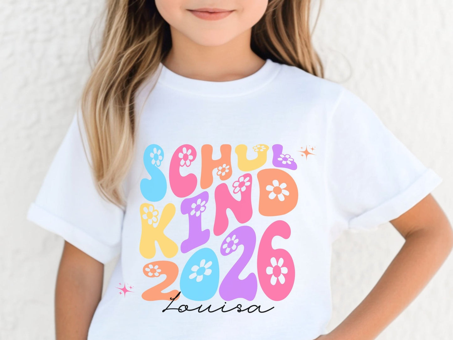 Schulkind 2026 T-Shirt Personalisiert – Geschenk zur Einschulung - Mamas & Minis