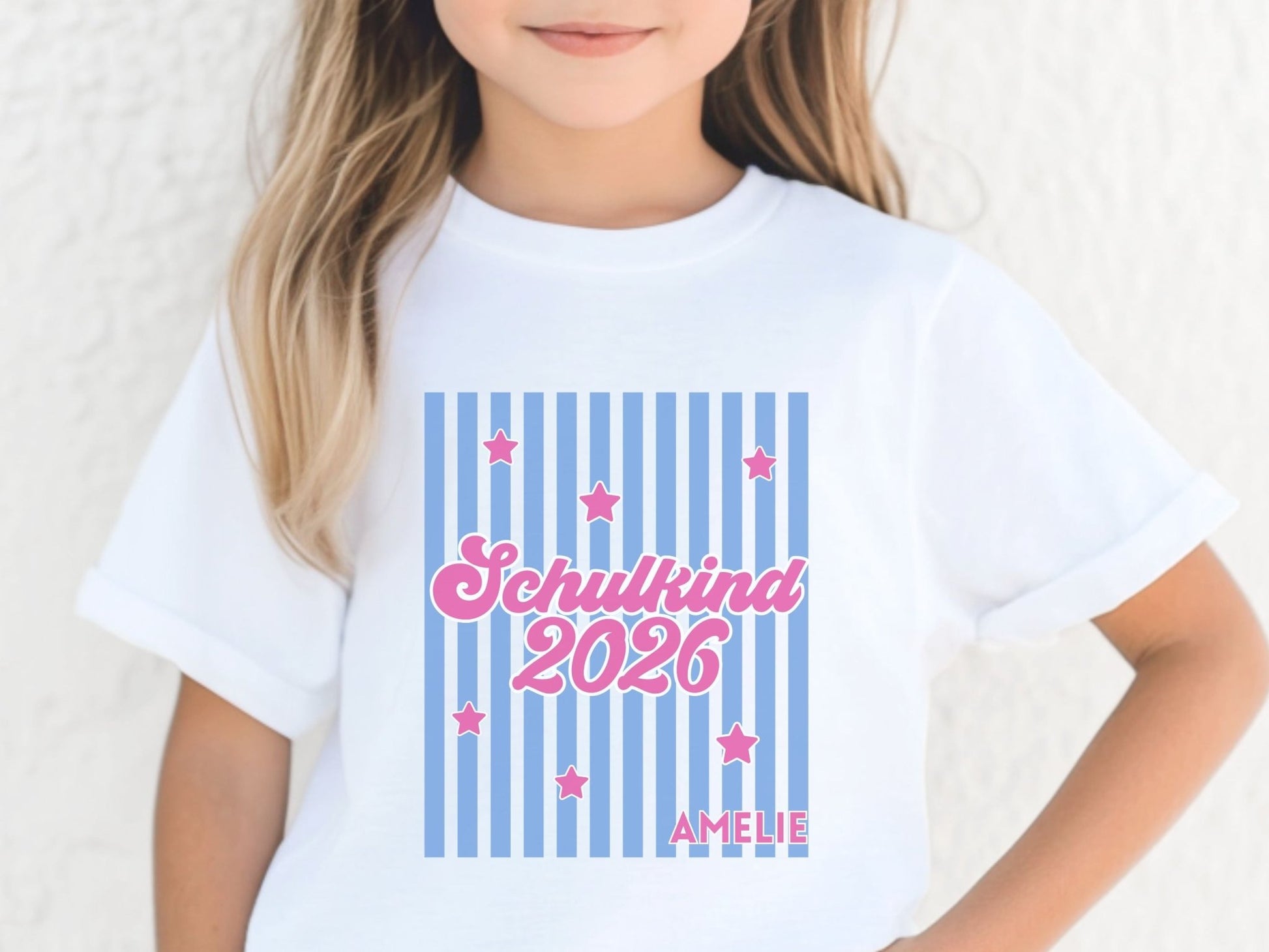Schulkind T-Shirt mit Streifen personalisiert zur Einschulung - Mamas & Minis
