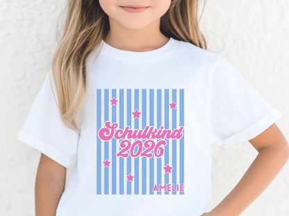 Schulkind T-Shirt mit Streifen personalisiert zur Einschulung - Mamas & Minis