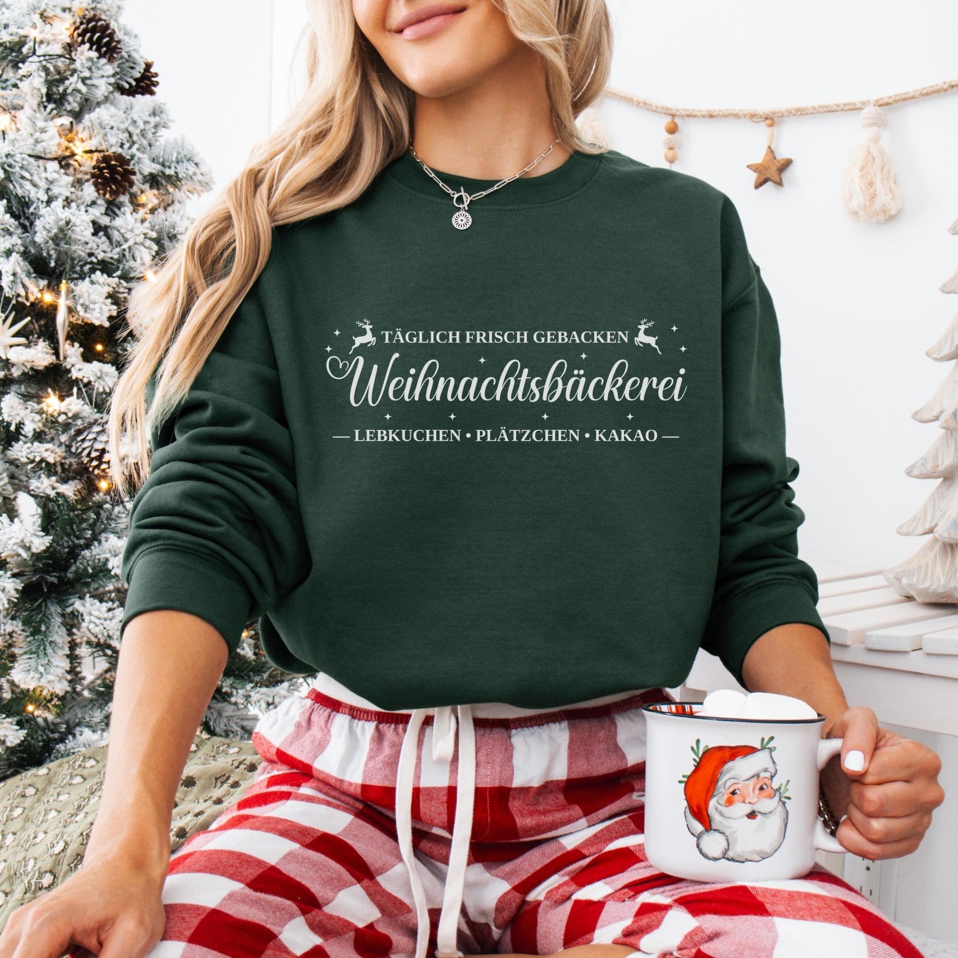 Weihnachtspullover Weihnachtsbäckerei mit Lebkuchen Motiv